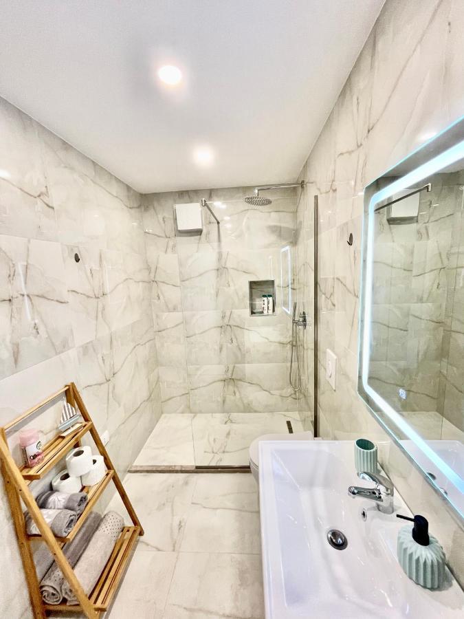 Central Studio Apartment 1, Tirana Exterior photo